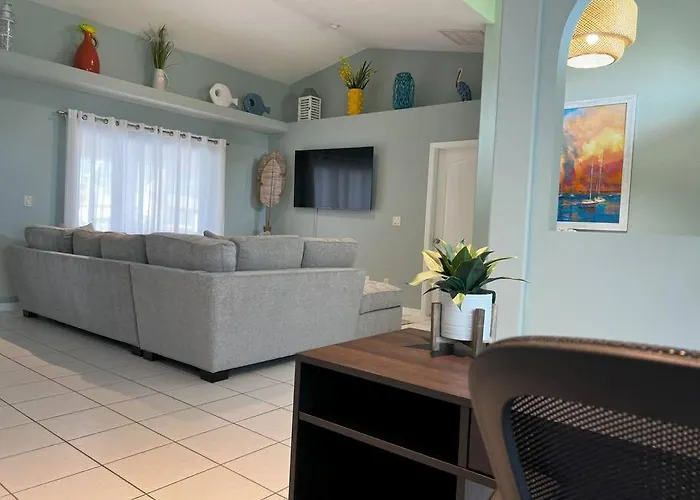 Heated Pool, Family Fun, Tiki Bar, Kayak, 3Bd 2Ba